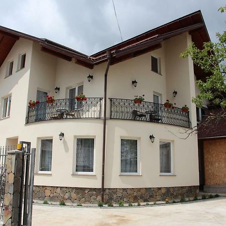 Popasul Calatorului Hotel Moisei Exterior foto