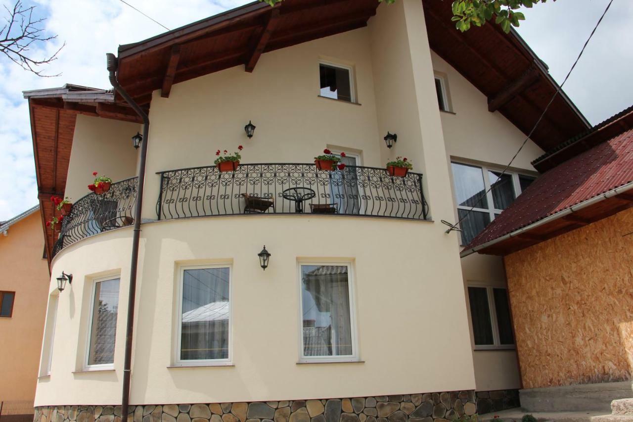 Popasul Calatorului Hotel Moisei Exterior foto