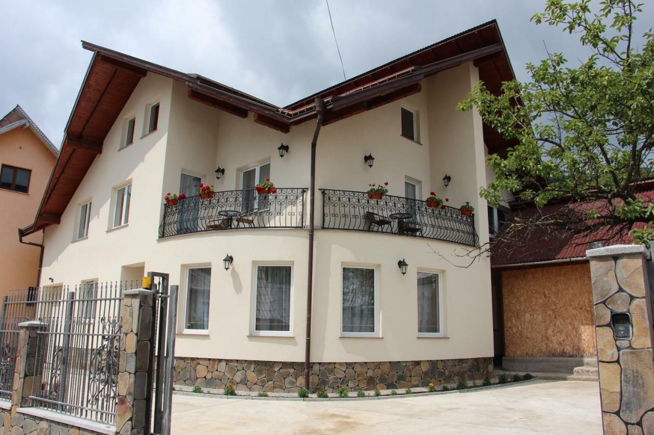 Popasul Calatorului Hotel Moisei Exterior foto
