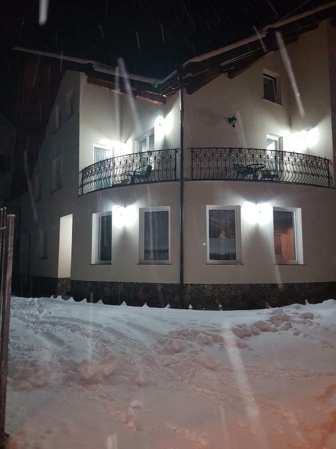 Popasul Calatorului Hotel Moisei Exterior foto